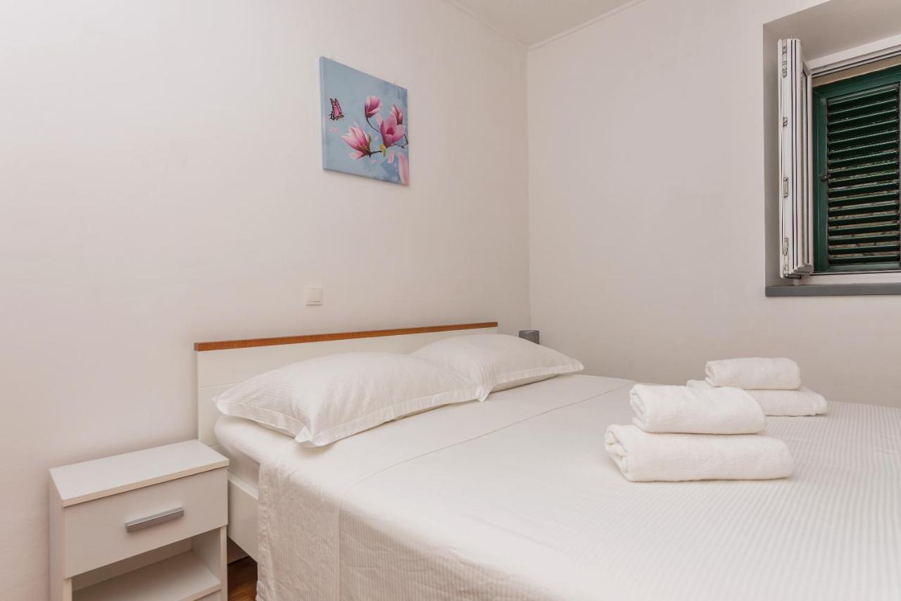 Apartment Alen Makarska Exteriör bild